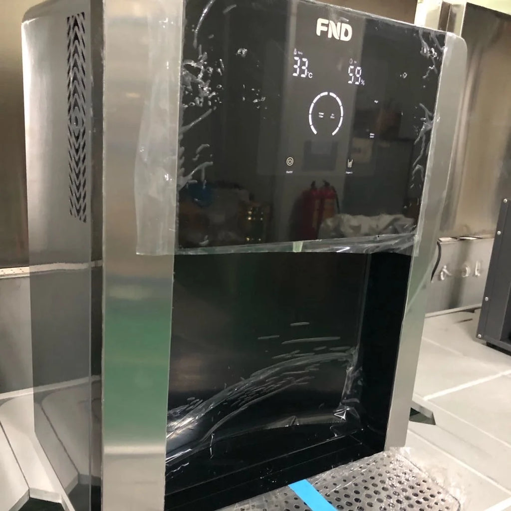 Hot Selling FND Atmospheric Water Generator 10L/day Extract Drinking Water From the air