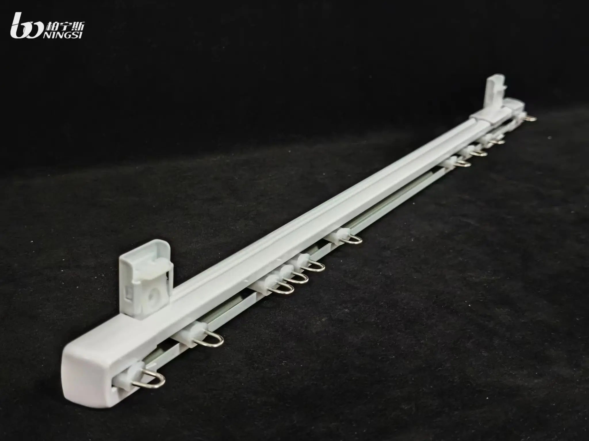 High Quality Adjustable Retractable Shower Room Bedroom Rail Extendable Telescopic Curtain Track Home Curtain Poles Accessory