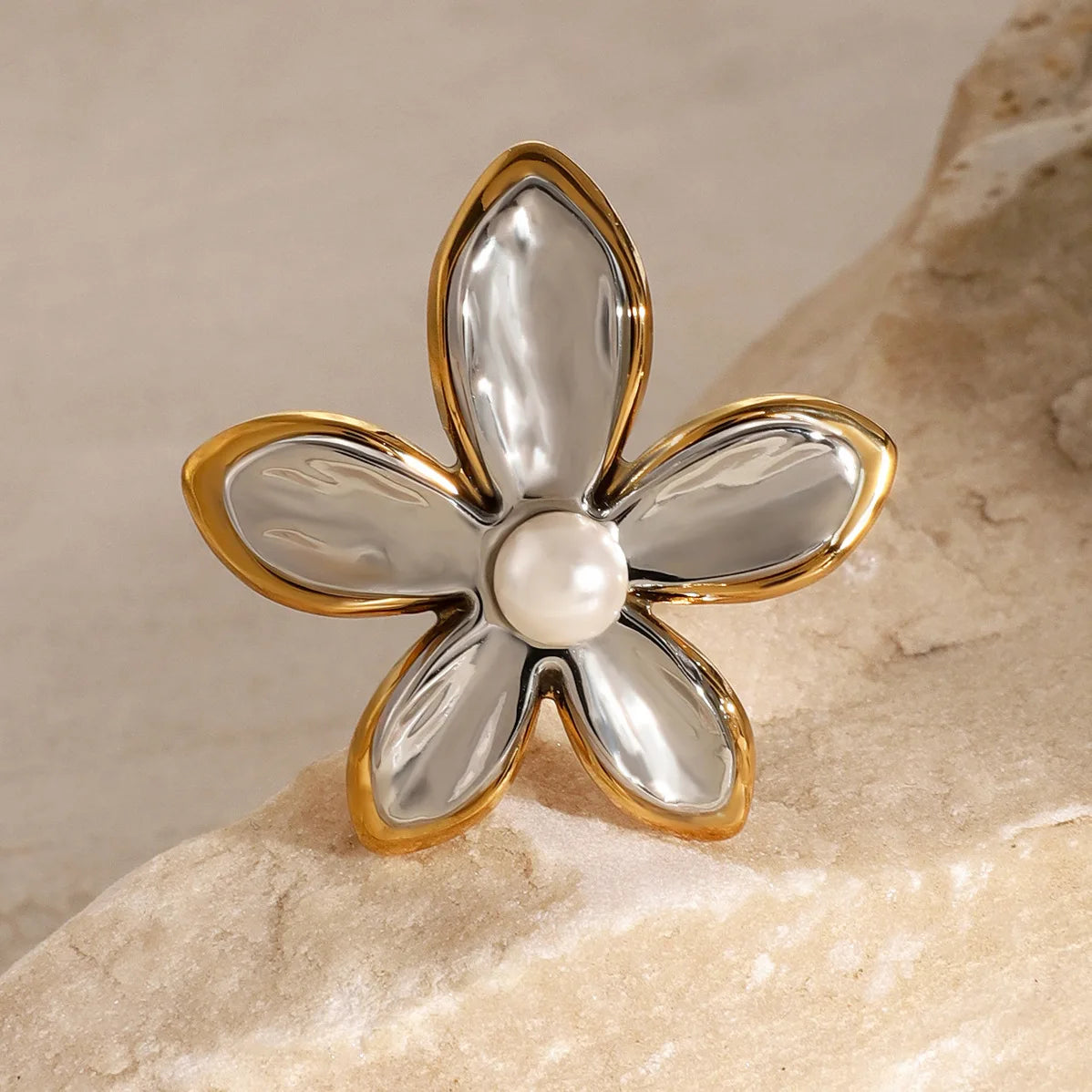New Fashion Jewelry Stainless Steel Earring 18K Gold Plated Silver Flower Rings Chunky Pearl Flowers Stud Earrings