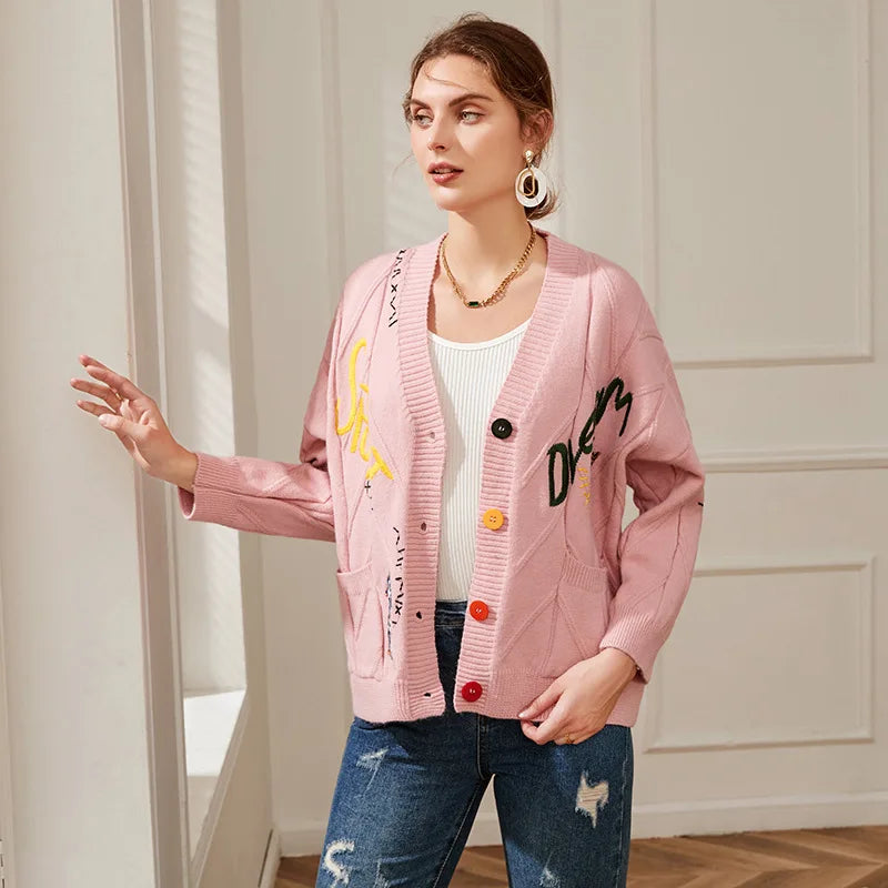 Wholesale Autumn New Arrival Fashion Lady v Neck Custom Fit Letter Heart Shape Embroidery Women Sweater Coat Casual Style Button