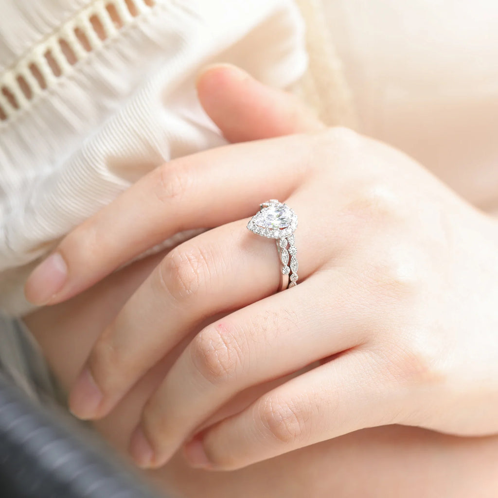 OAHLAN Luxury Fashion Jewelry 1.5 Ct Pear Cut D Color VVS1 Moissanite S925 Sterling Silver Rings for Women Wedding Engagement