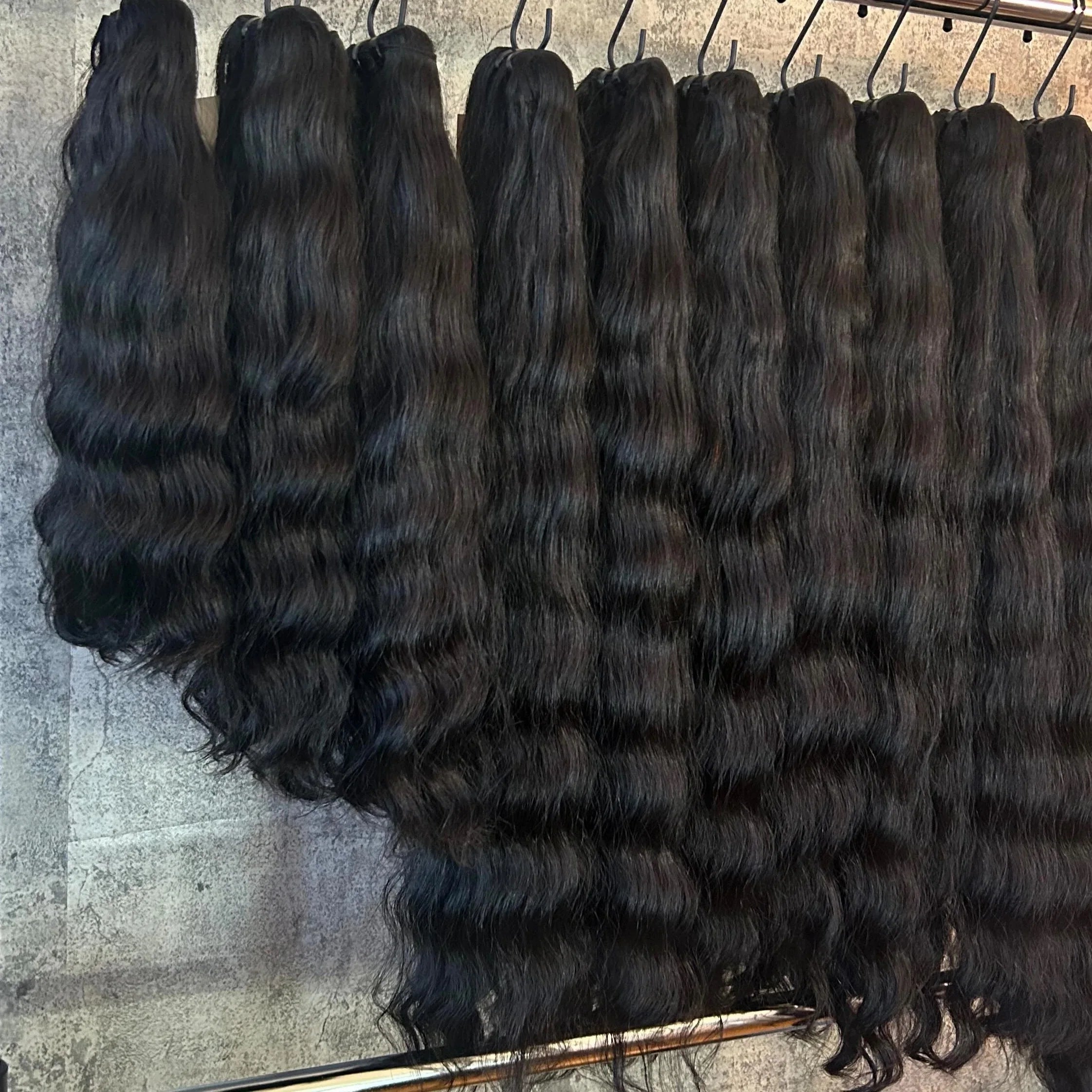 Wholesale 100% Human Hair Vendors Natural Wave Body Wave Raw Hair Bundle Human Hair Bundles