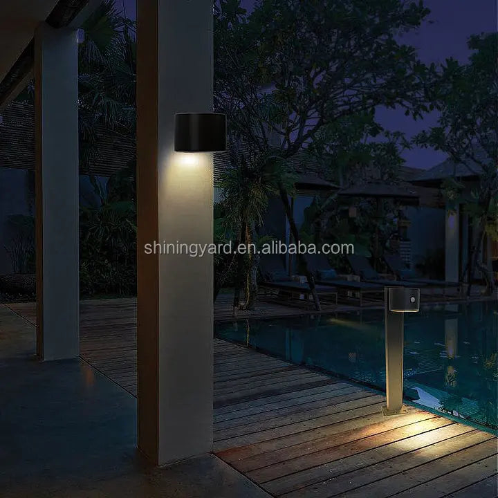 Modern IP65 LED Solar Pillar Gate Pathway Post Lawn Landscape Garden Lights