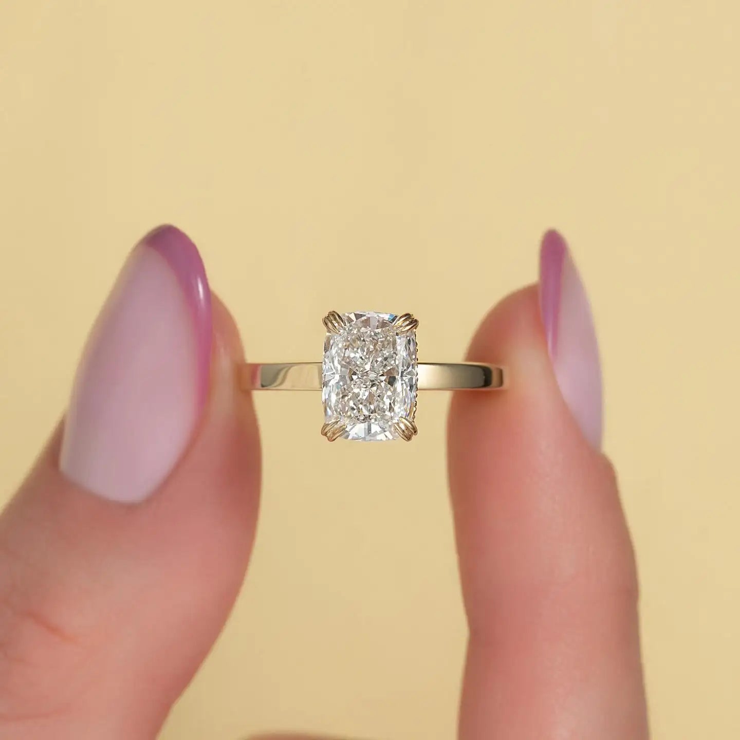 Wholesale Custom Solid Silver & 925 Sterling Women's Engagement Rings with Moissanite for Weddings