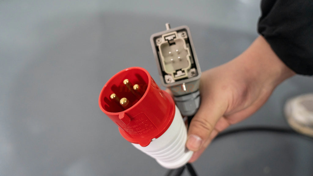 2000w a New Technology for Rust and Paint Efficient Laser Cleaning Machine Rust Removal Engine Wood Oil Paint Steel Iron Device
