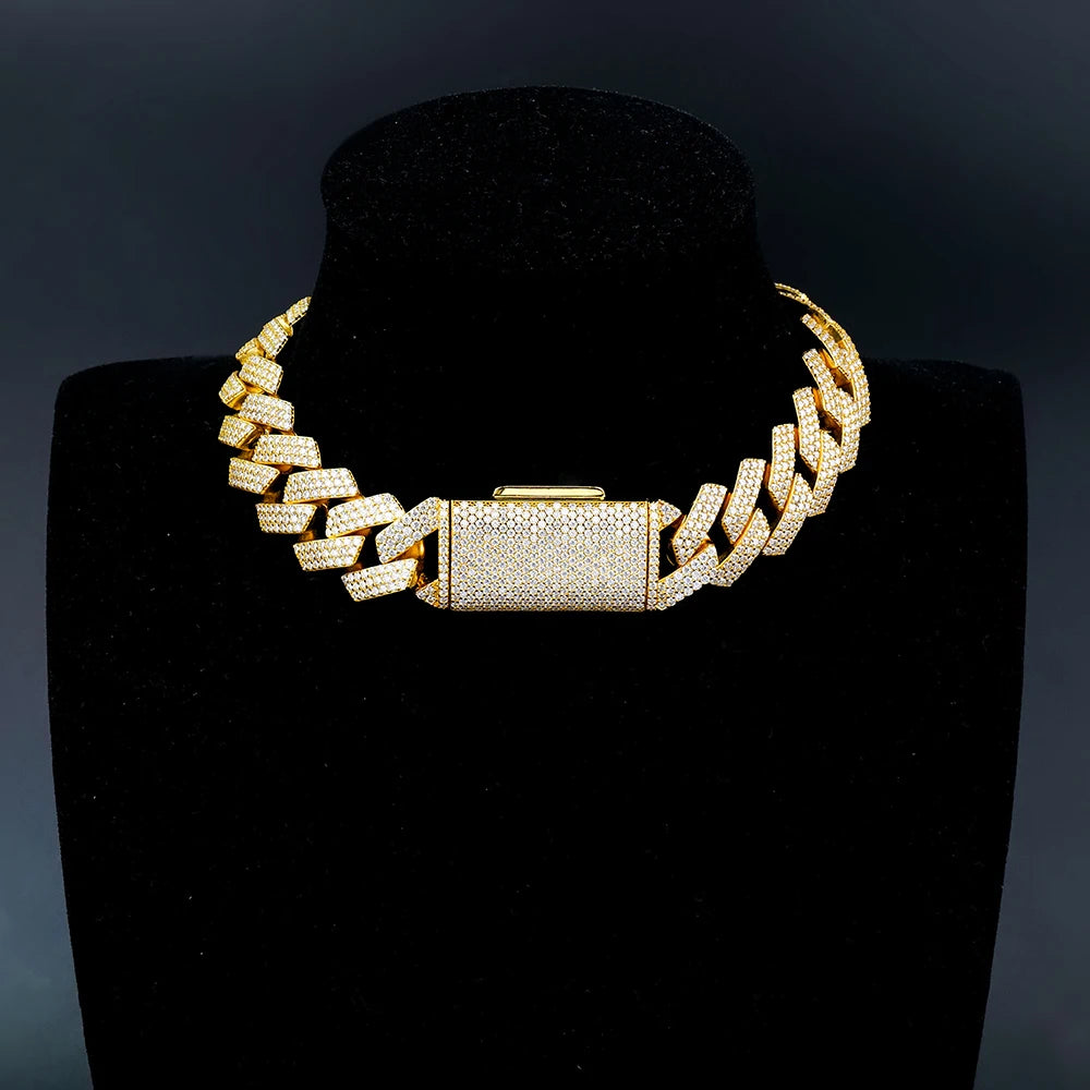 VVS Mossanite Diamond 8-20mm Iced Out  925 Sterling Silver Sharp Angeled Cuban Link Chain Hiphop Trendsetter Bracelet.