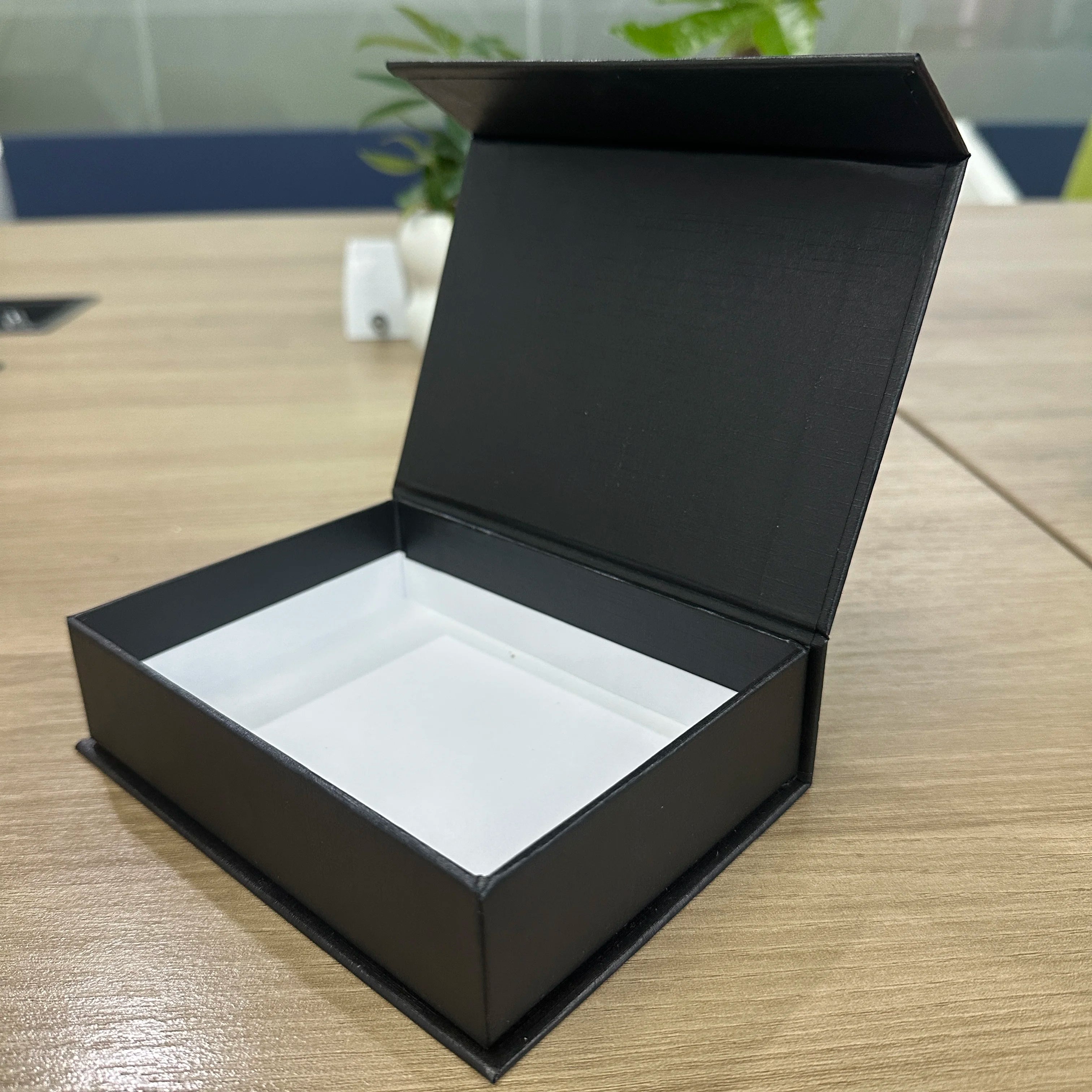 Wedding Invitation Gift Paper Box Bridesmaid Proposal Baby Shower Decorative Packaging Custom Pink Gold Sweet Box
