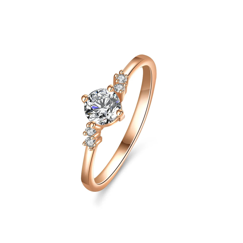 Wholesale Fine Rings, Made of S925 Sterling Silver, Round Brilliant Cut 0.5-carat VVS Moissanite, Suitable As Wedding Gifts.