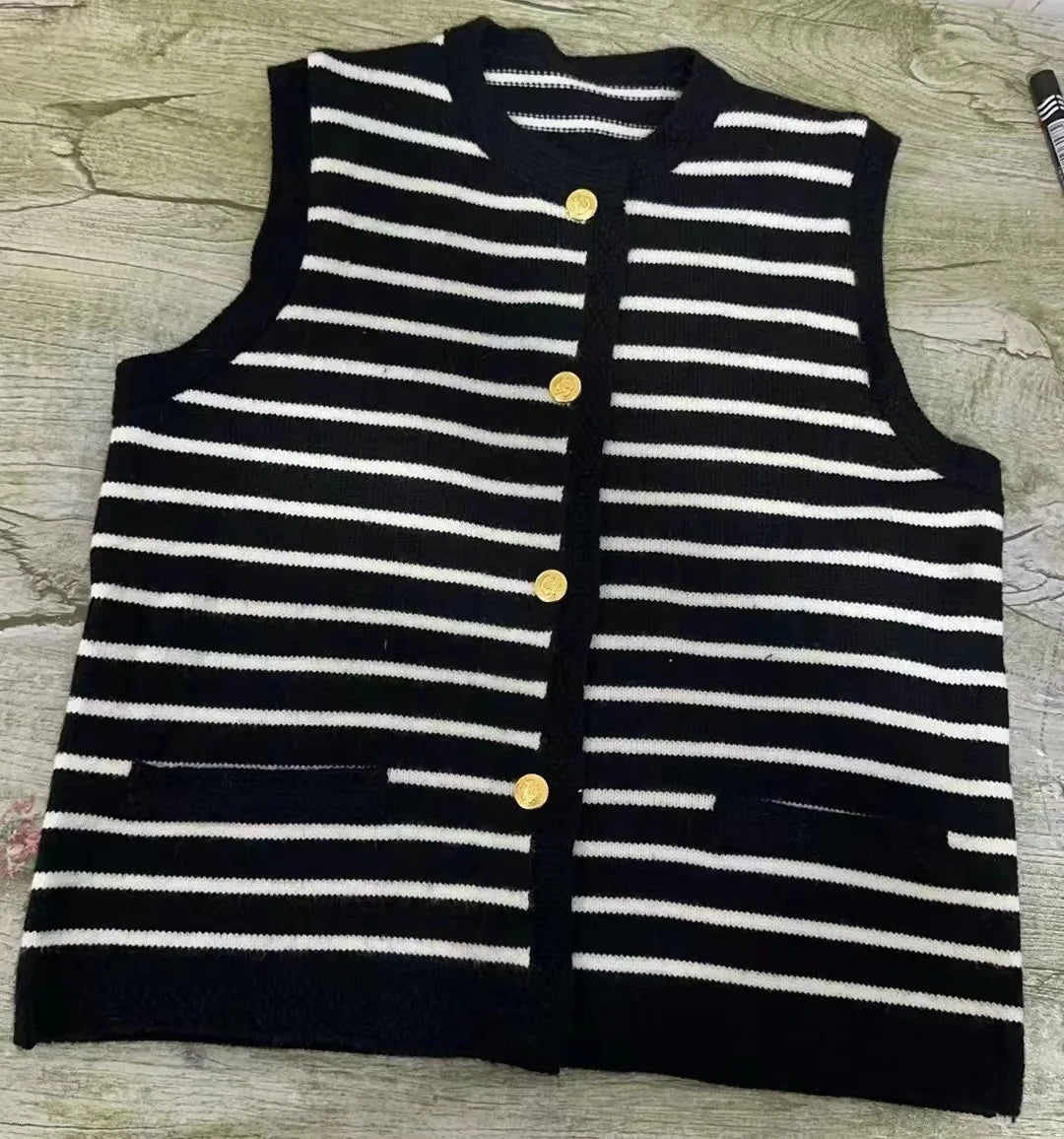 Women's Casual V-Neck Sleeveless Striped Knitted Vest Sweater Chic Single Breasted Cardigan Top New Fashion