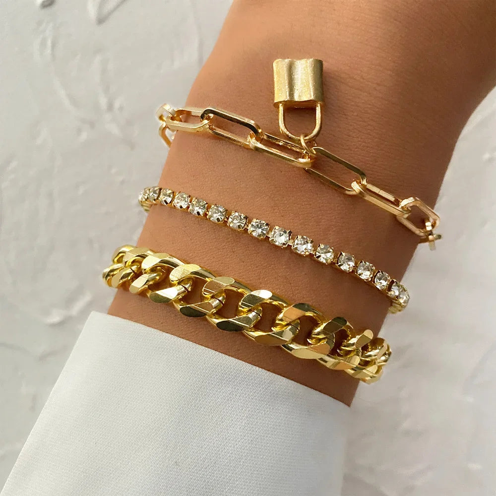 New Cute Cat Geometric Diamond Gold Metal Bracelets for Women Crystal Twisted Gold Color Metal Bangle Fashion Jewelry Gifts