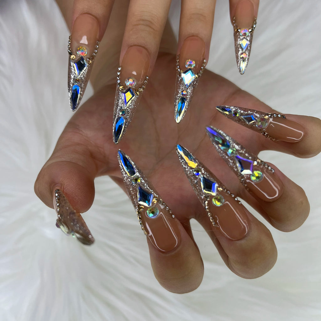 2024 Newest Wholesale Private Label Handmade Press Nails Ins Most Popular Trending Artificial Fingernails Acrylic Full Design