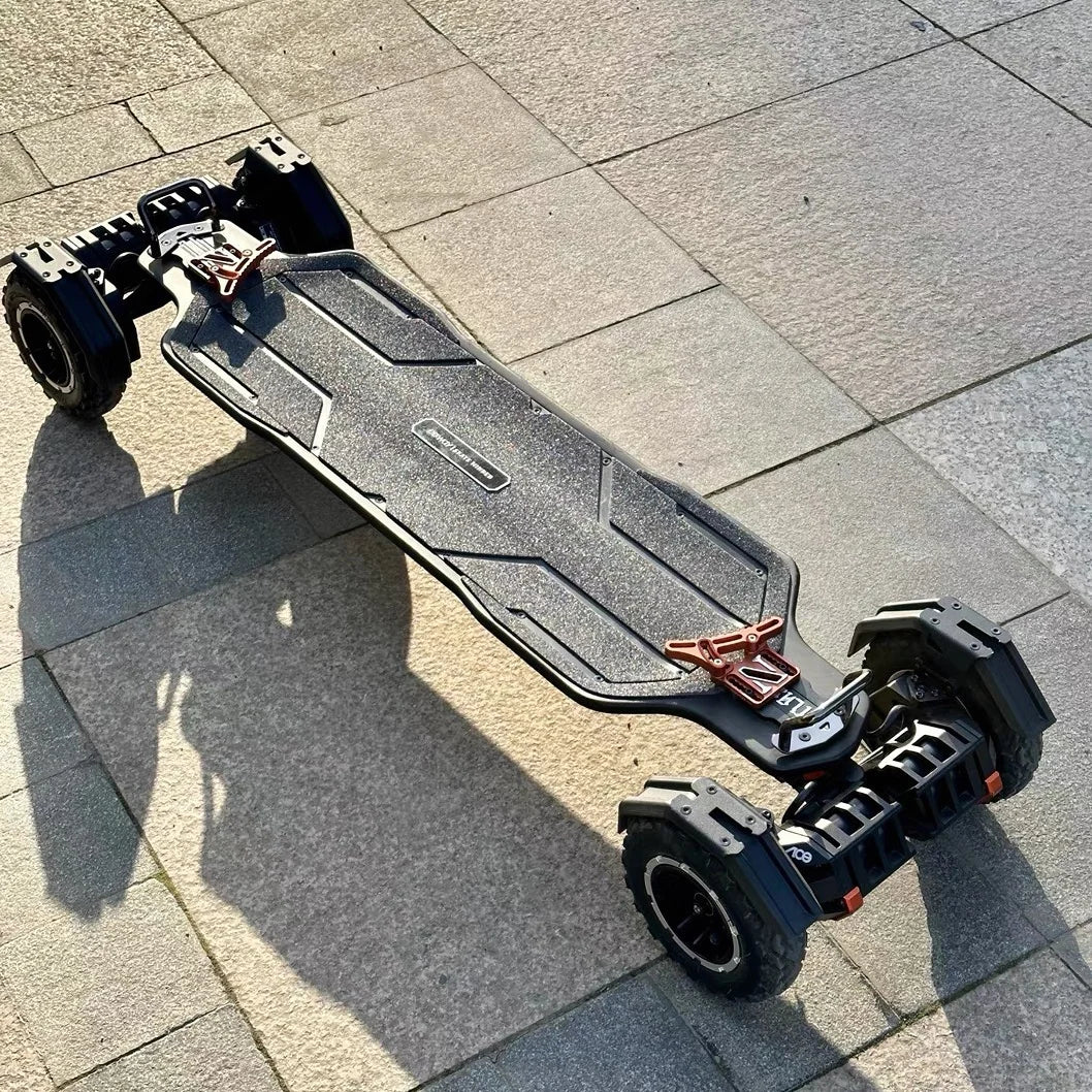 Cool Design Exway Atlas Pro off Road Electric Skateboard Four-wheel Drive High Speed 7056W Carbon Fiber Long Endurance Adults