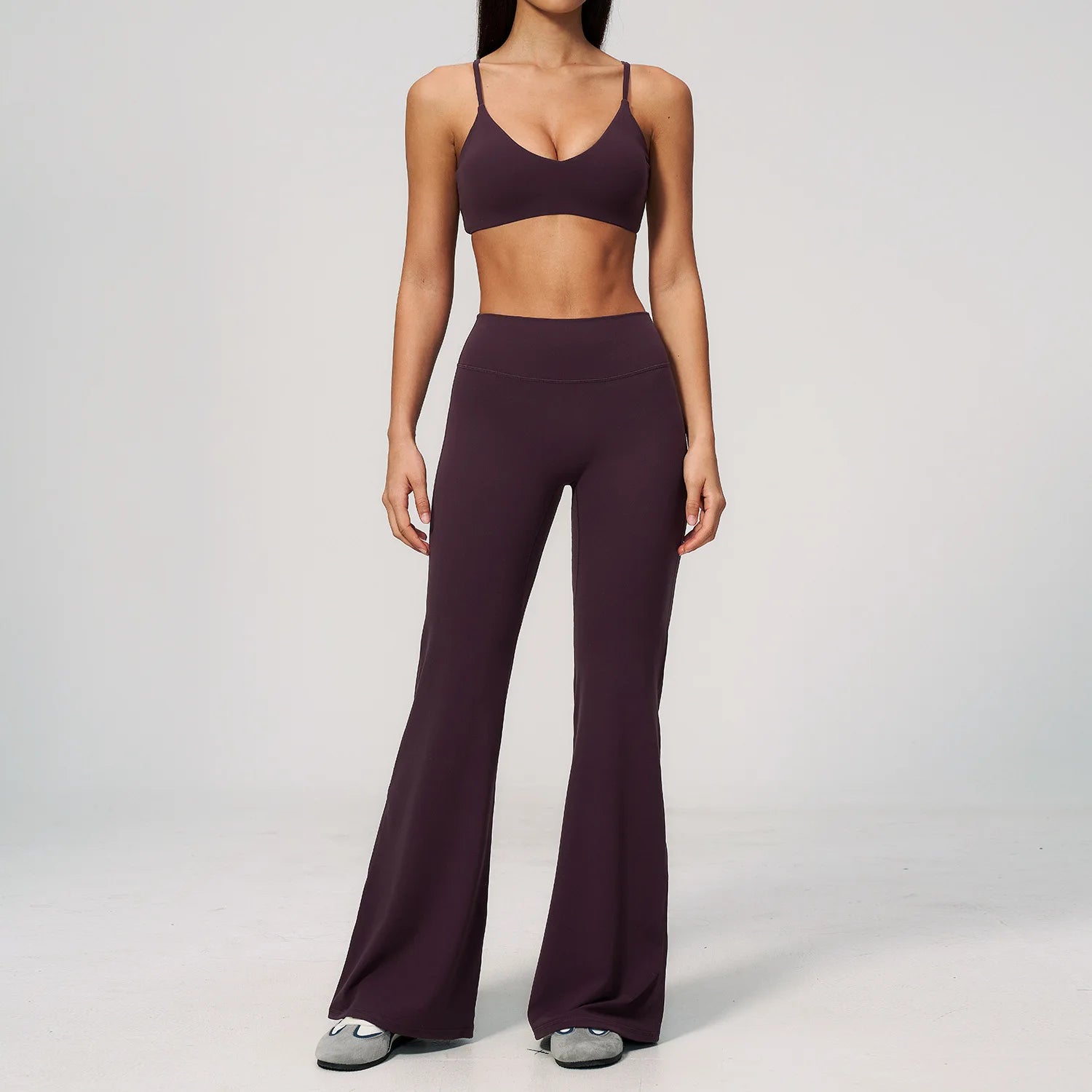Textured Spandex/Nylon Workout Clothes Soft Sportswear Set Deep V-Neck High-Waisted Tummy-Control Solid Sweat-Wicking Two-Piece