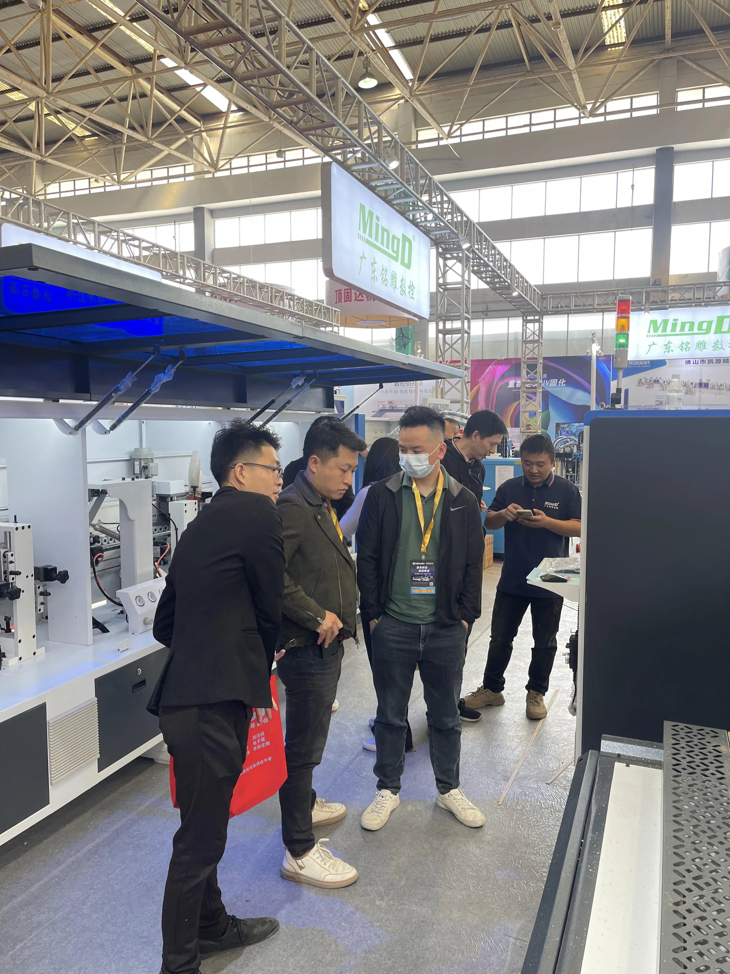 MingD MD-EM1 Fully Automatic Mini Edge Banding Machine for MDF Production Woodworking Features Gluing Cleaning Buffing Used