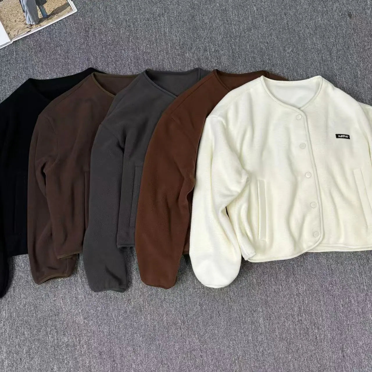 2024 Women's Casual Solid Color Long-sleeved Lazy Fashion Sweater