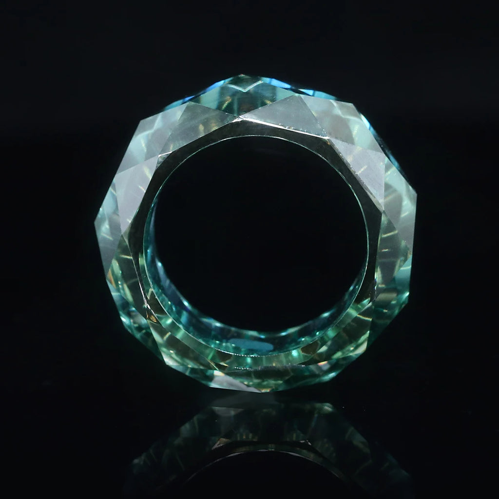 2024 New Model Fine Jewelry Green Moissanite Ring Custom  Fashion GRA Certification Diamond Rings for Couples Engagement Rings