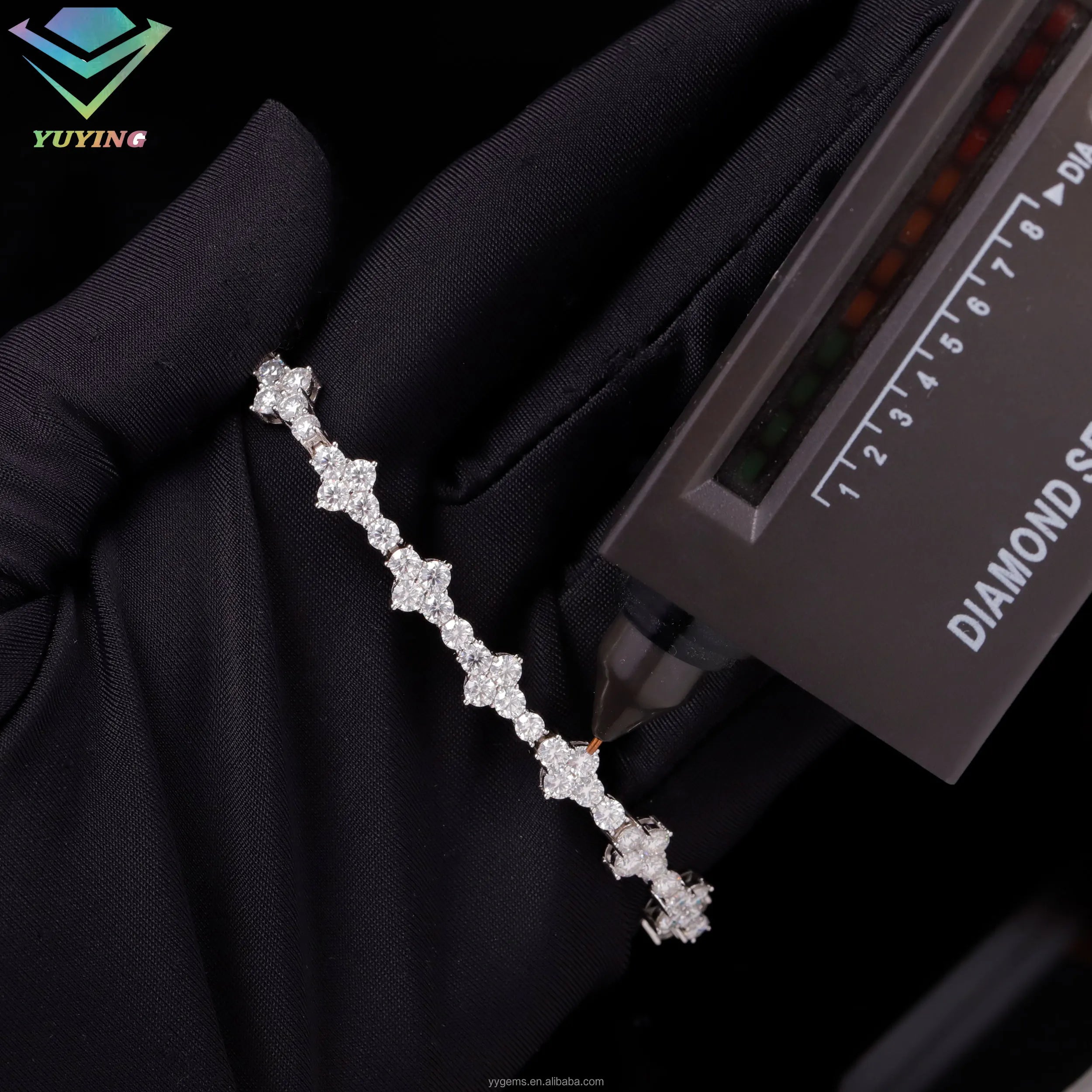 Yu Ying New Style Cross Tennis Bracelet Fine Jewelry 6mm Wide Hip Hop Bracelet S925 Silver Moissanite Tennis Bracelet