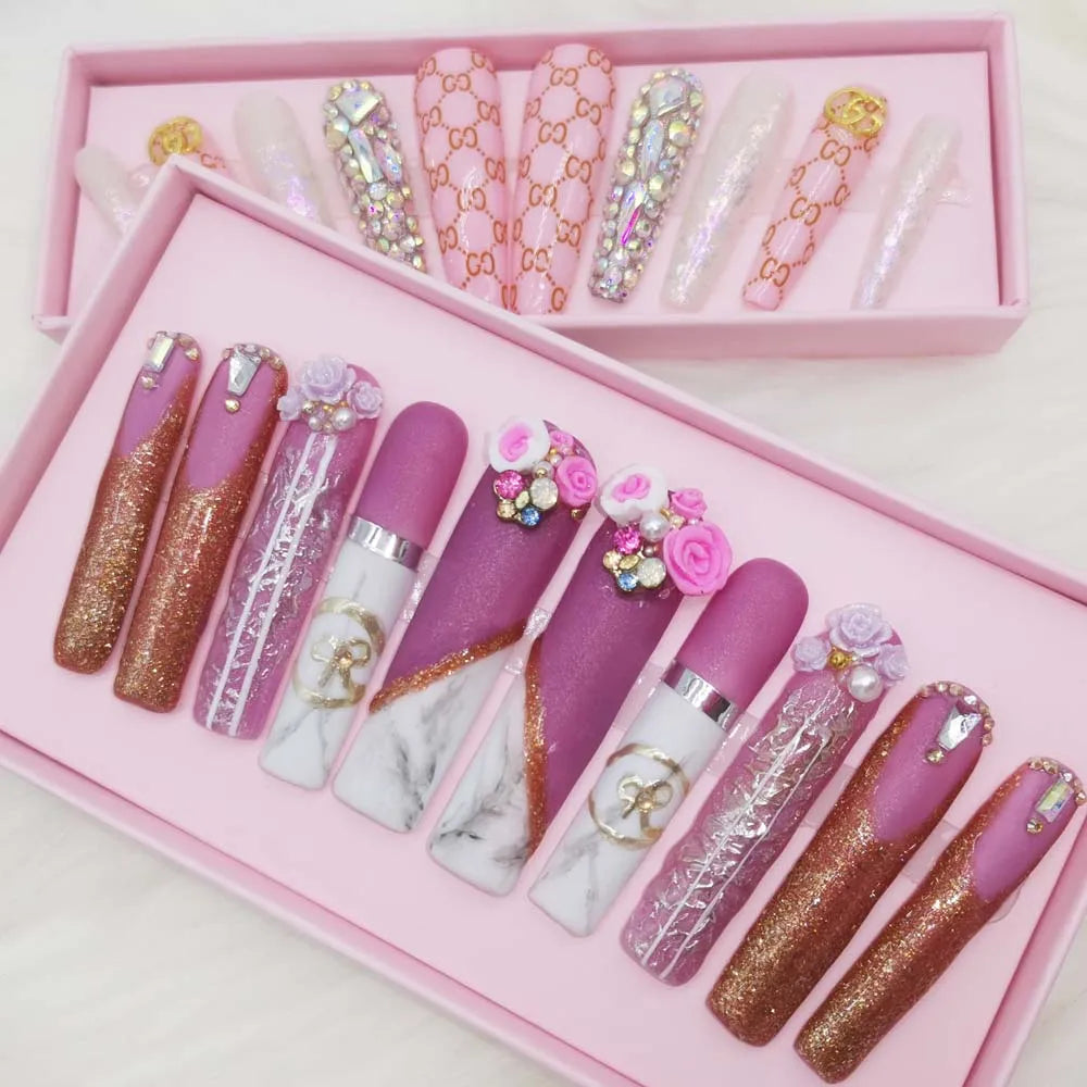 2026 Handmade New Arrival Press-On Nails False Artificial Fingernails with Design for Finger Application Includes Packaging Box