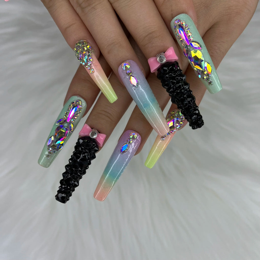 2024 Newest Wholesale Private Label Handmade Press Nails Ins Most Popular Trending Artificial Fingernails Acrylic Full Design