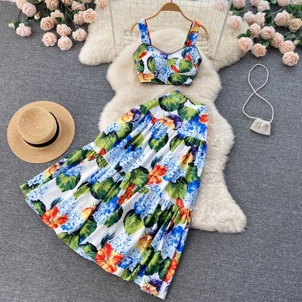 ANSZKTN and the United States Vacation Style ANSZKTN Print Suit Female Short Sling Top Pleated Skirt Set