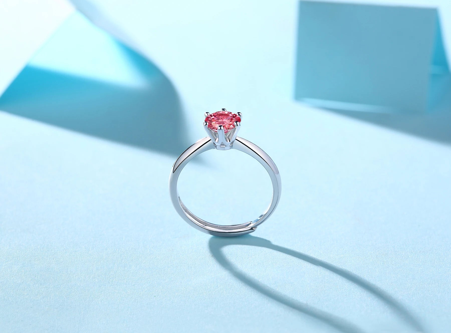 Zhuerrui New Popular 925 Sterling Silver Wedding Ring Pink Moissanite Rings Exquisite Luxury Round Bag Pink Diamond Rings R9094