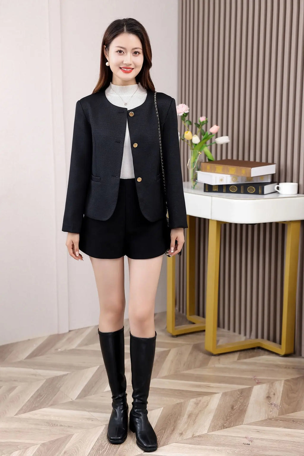Spring -style Women's Regular 2025 New Style Medium Vintage Cashmere Poncho with Silk Lining Elegant and Slimming Top