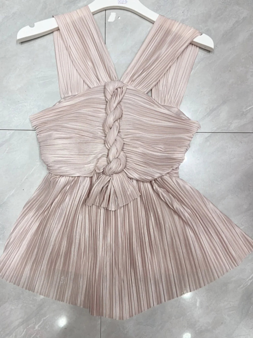 Boutique Wholesale 2026 Summer New Style Fashionable Temperament High-end Feeling Slim Fit and Slimming Women's Shirt