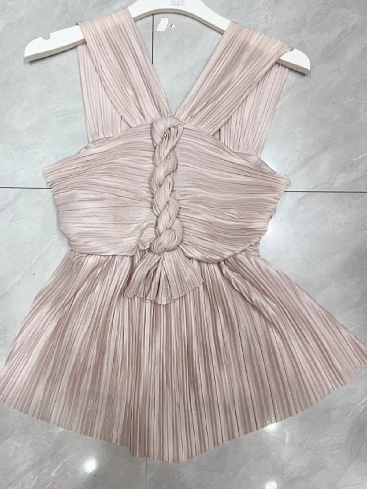 Boutique Wholesale 2026 Summer New Style Fashionable Temperament High-end Feeling Slim Fit and Slimming Women's Shirt