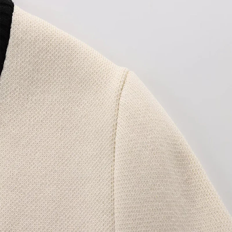 ZATRHMBM Women's 2024 New Fashion Short-sleeved Knitted Jacket Retro Round Neck Button Decoration Casual Short Sweater