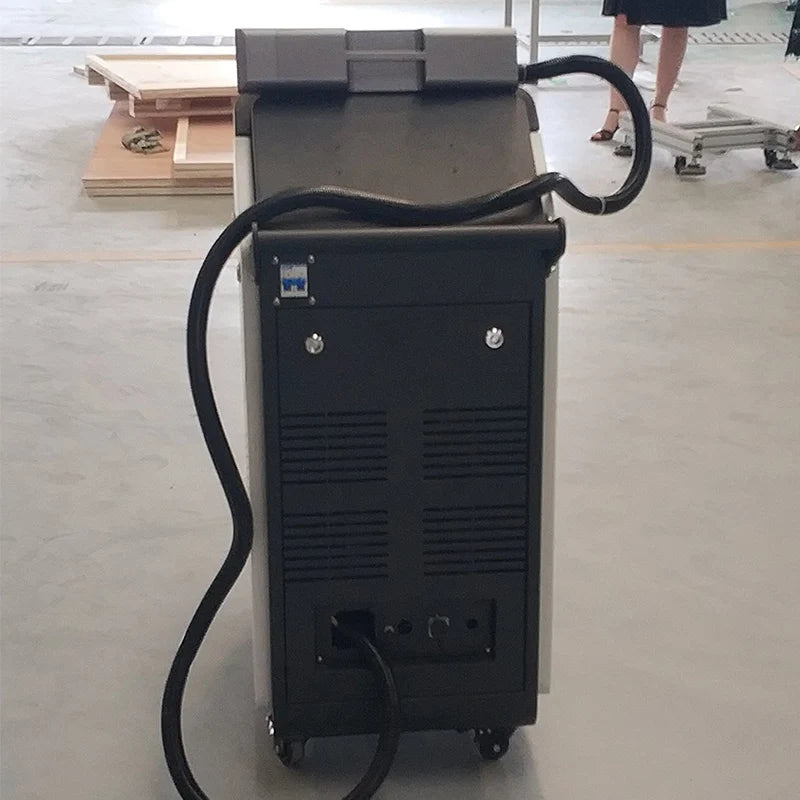 2024 Pulse Laser Rust Removal Machine Price to Remove Rust From Construction Tools 200W 300w Laser Cleaning Machine
