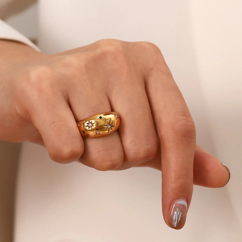 Fashion Waterproof 18K Gold Plated Stainless Steel Jewelry White Cubic Zirconia Star Chunky Rings for Women