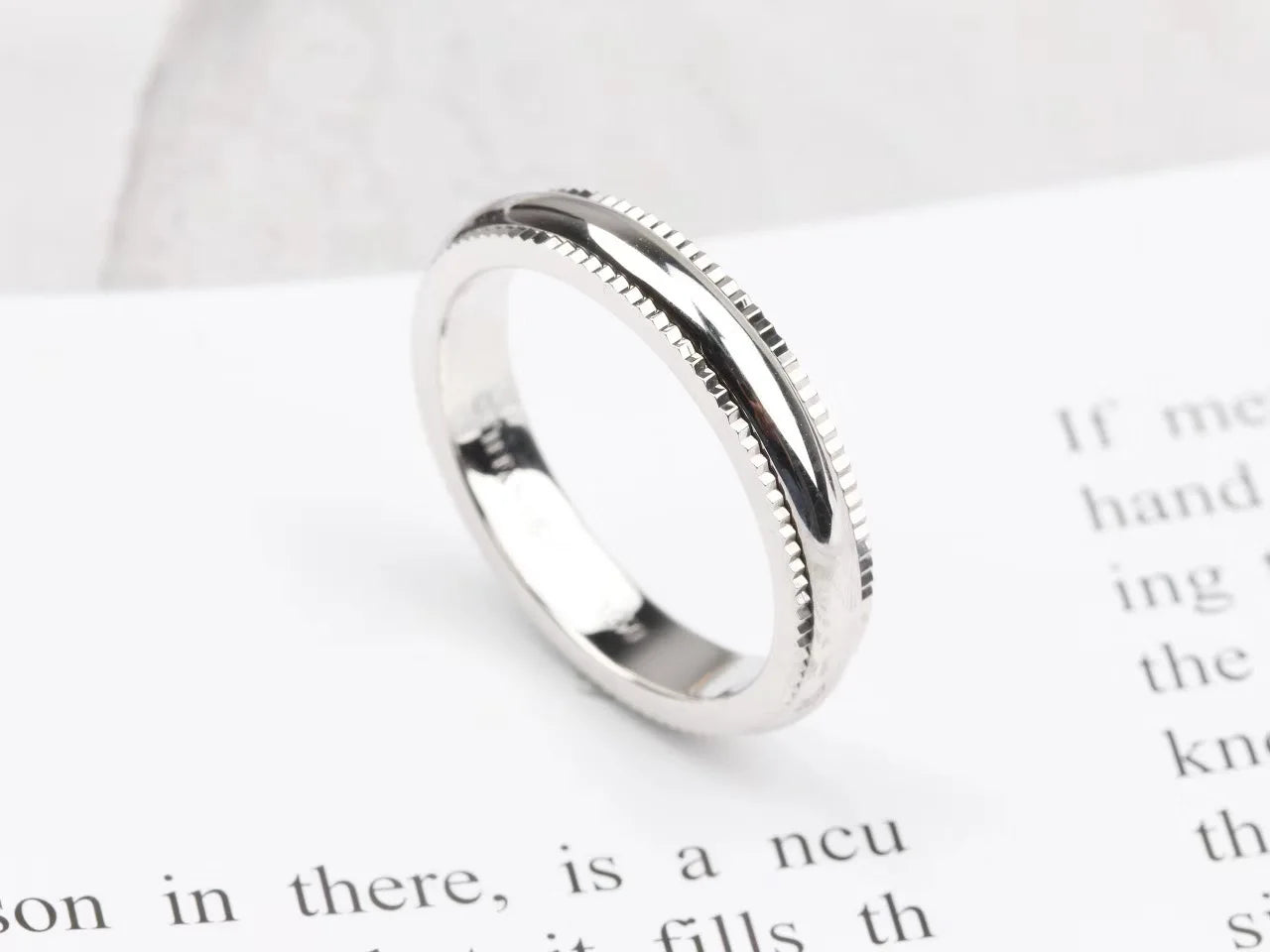 Jingzhanyi Jewelry Factory's Customizable K Gold Wedding Ring PT950 Bead-Shaped Platinum Male Ring Diamond Rings