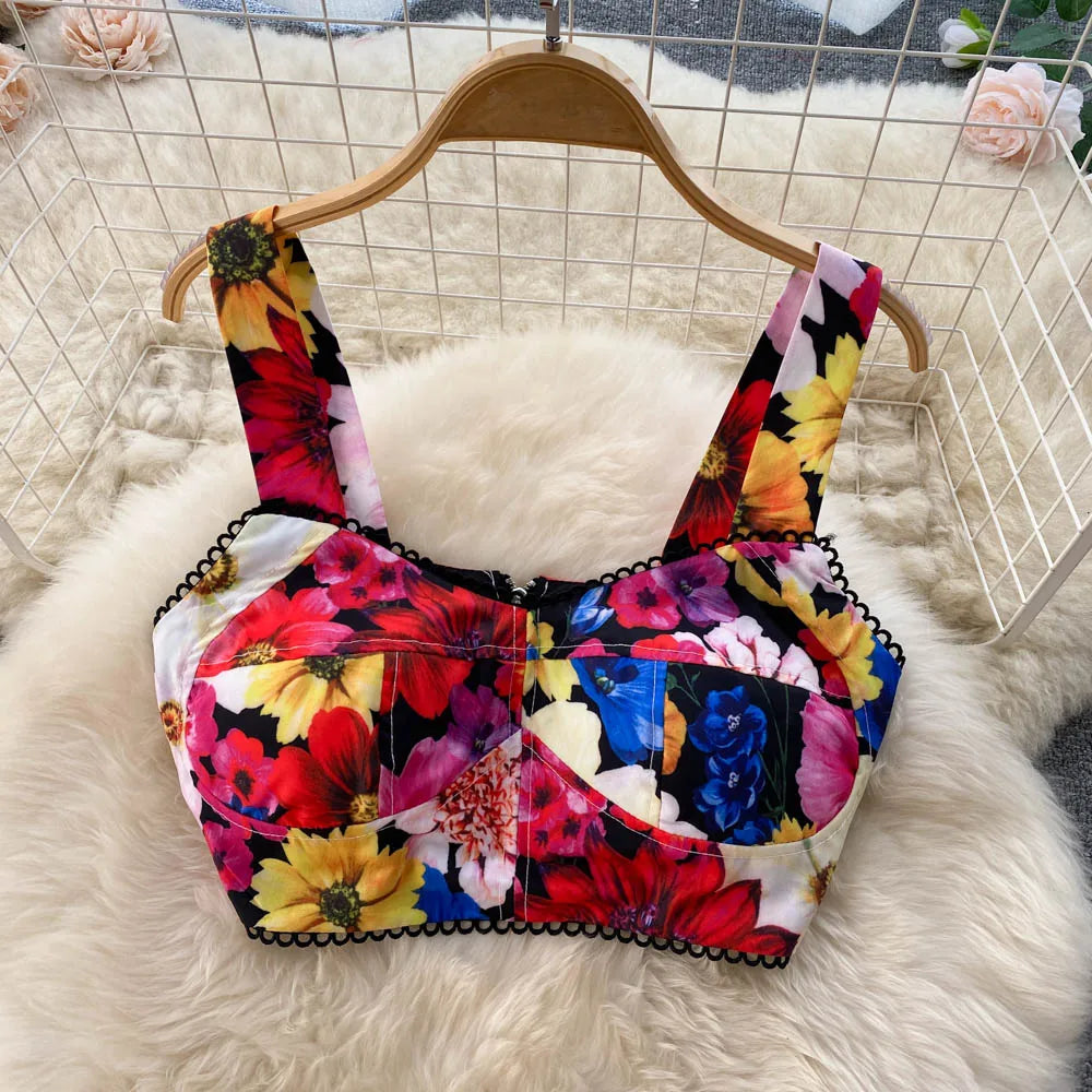 ANSZKTN and the United States Vacation Style ANSZKTN Print Suit Female Short Sling Top Pleated Skirt Set