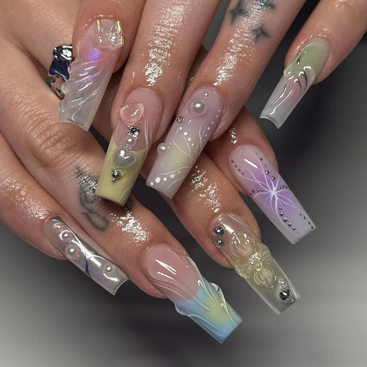 Dropshipping 24 Pcs French Style Romantic Art Acrylic Press on Nails Artificial Fingernails Candy False Nails Dating  Party 2792