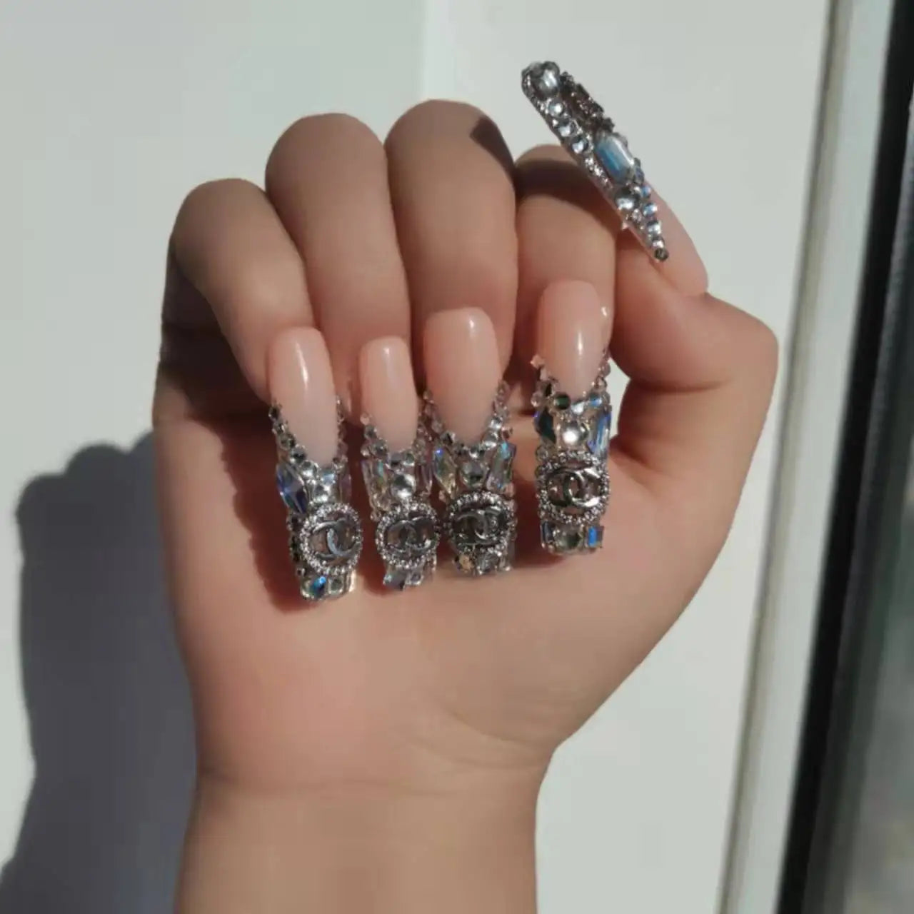 2024 Newest Wholesale Private Label Handmade Press Nails Ins Most Popular Trending Artificial Fingernails Acrylic Full Design