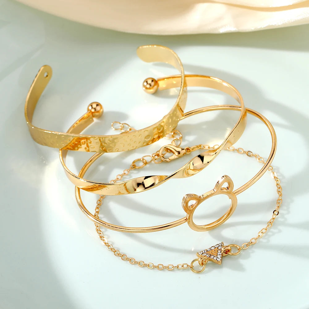 New Cute Cat Geometric Diamond Gold Metal Bracelets for Women Crystal Twisted Gold Color Metal Bangle Fashion Jewelry Gifts