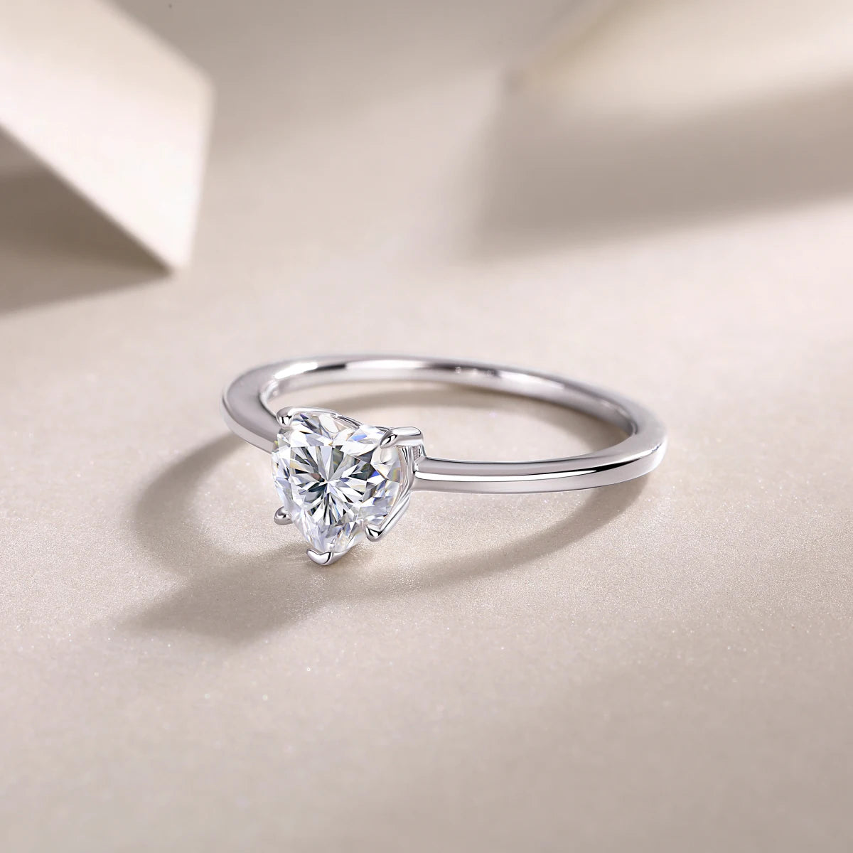 Hot Sales Heart Moissanite Engagement Ring S925 Silver Solitaire Mossanite Diamond Wedding Rings Moissanite Fashion Ring