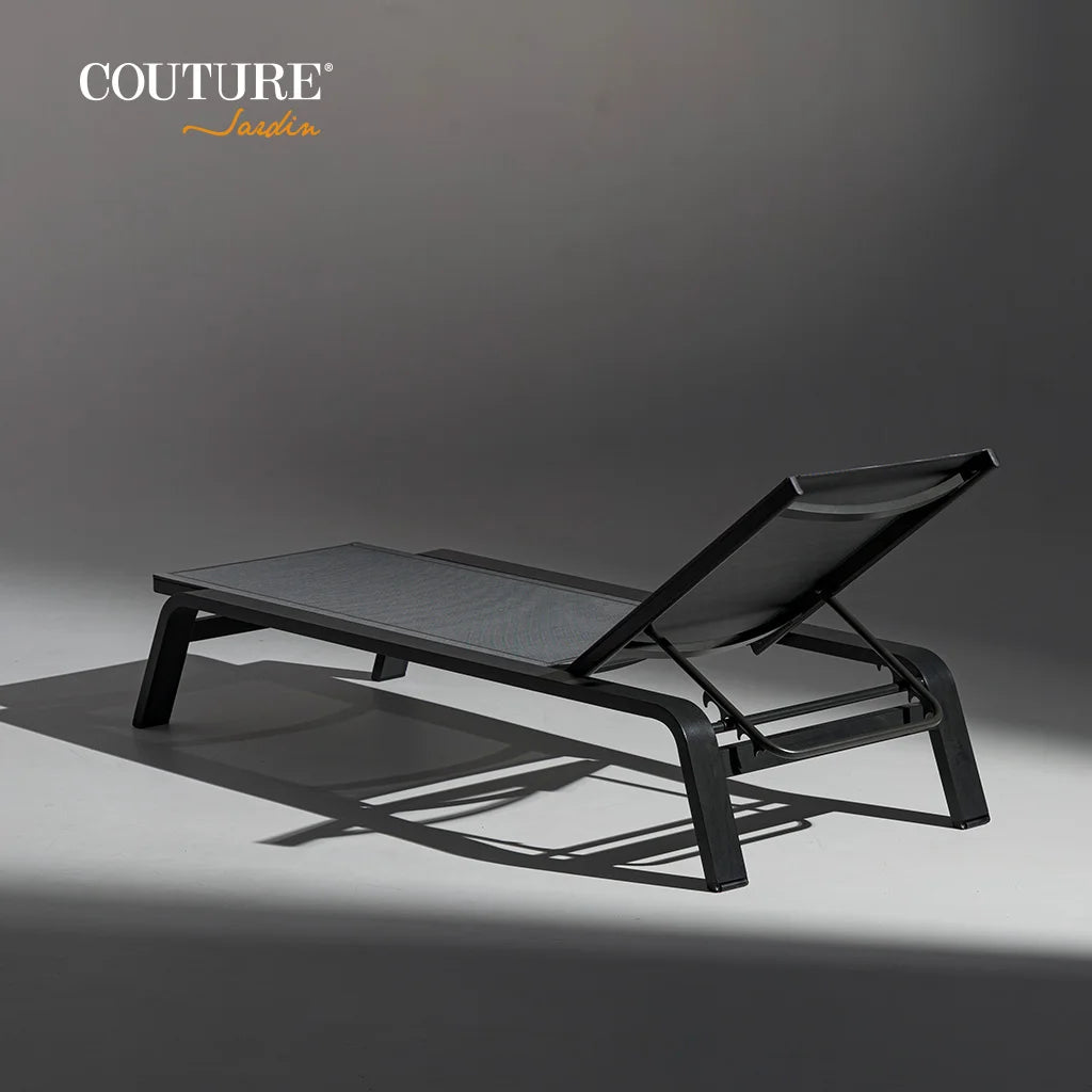 Couture Aluminum Modern Outdoor Sun Lounger with Adjustable Cushion for Swimming Pool & Garden Use