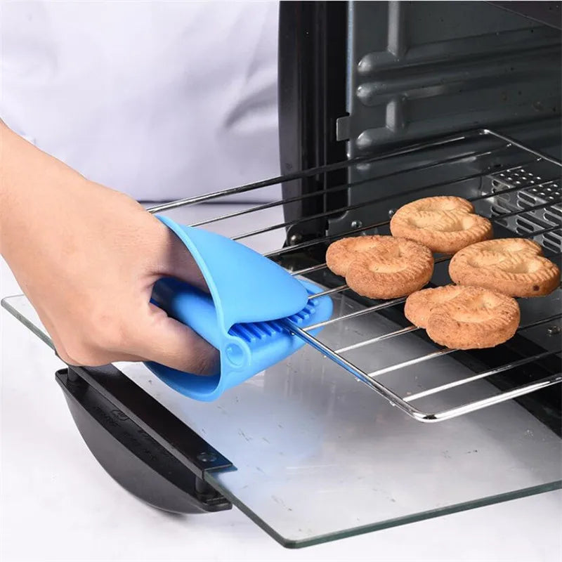 1Pc Thicken Silicone Baking Oven Mitts Microwave Oven Glove Insulation Non Stick Anti-slip Grips Bowl Pot Clips Kitchen Gadgets