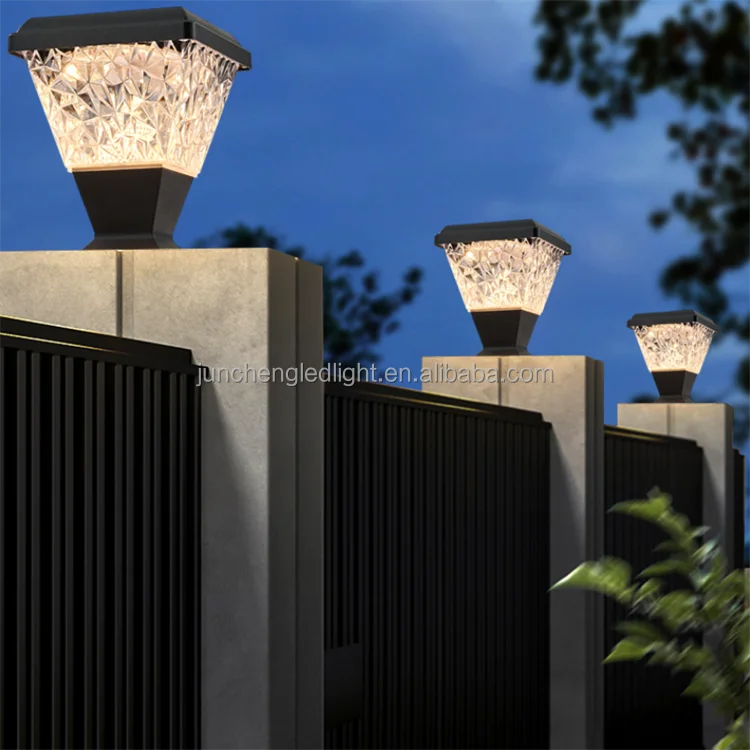 Outdoor Solar Pillar Light Gate Aluminium IP65 Waterproof Garden Solar Fence Light