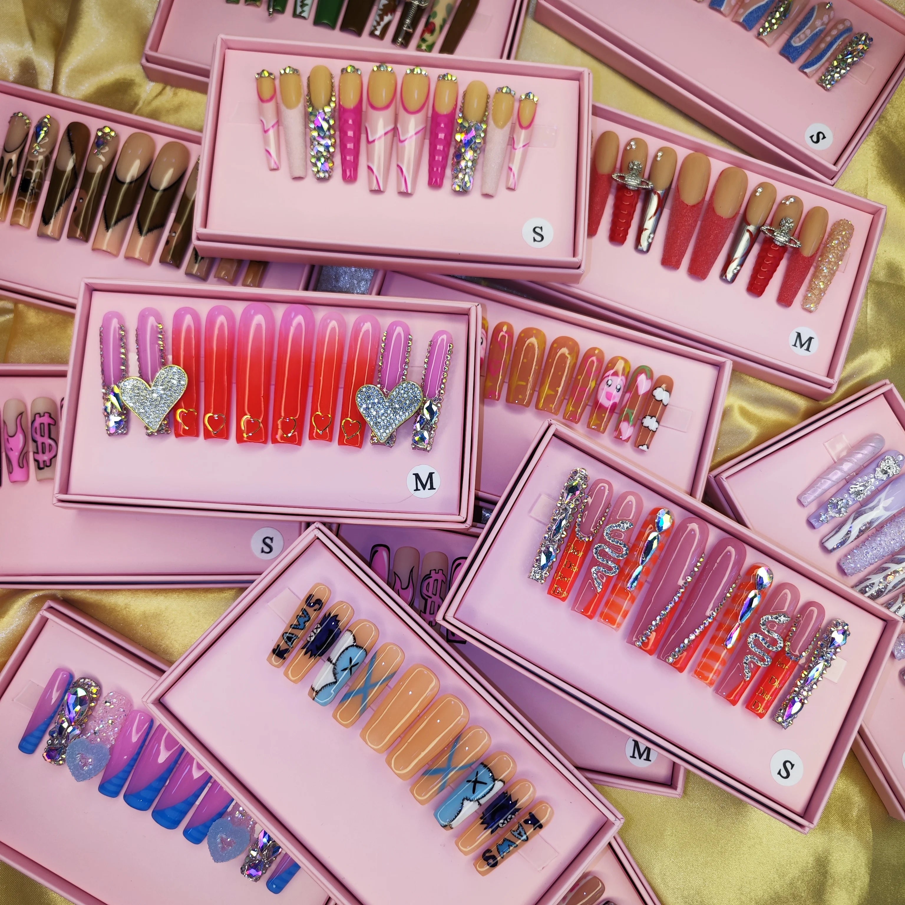 2024 Newest Wholesale Private Label Handmade Press Nails Ins Most Popular Trending Artificial Fingernails Acrylic Full Design