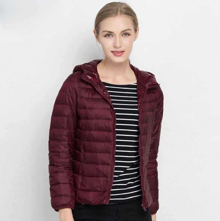 Winter Women Hooded Puffer Jackets Ultra Light Down Jacket Warm Coat Parka Female Portable Outwear Windbreaker Quilted Jacket