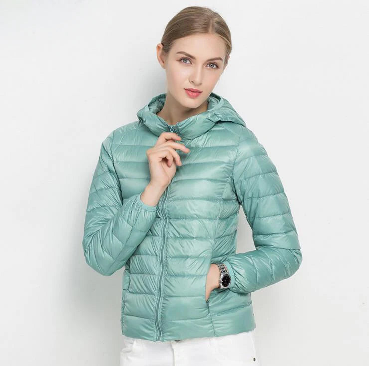 Winter Women Hooded Puffer Jackets Ultra Light Down Jacket Warm Coat Parka Female Portable Outwear Windbreaker Quilted Jacket