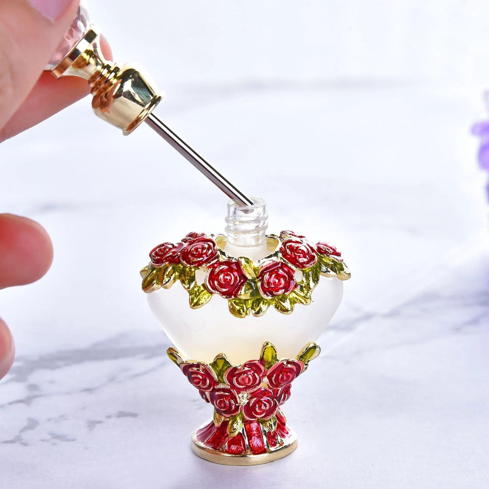 Factory Price 3ml Heart Shape Arabic Perfume Oil Bottle With Metal Stick