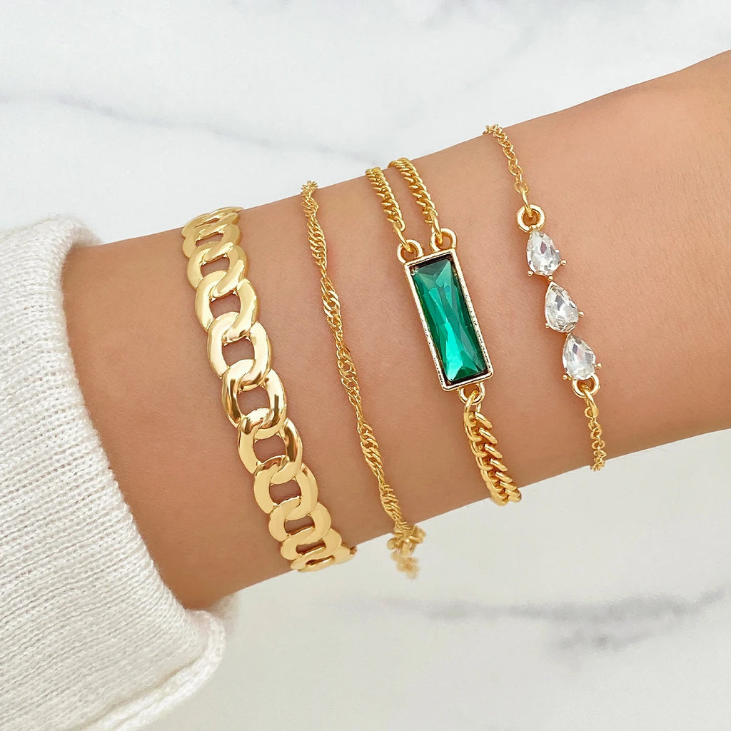 New Cute Cat Geometric Diamond Gold Metal Bracelets for Women Crystal Twisted Gold Color Metal Bangle Fashion Jewelry Gifts