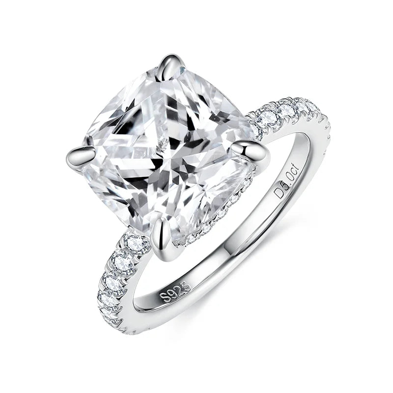 Women's Engagement Diamond & Moissanite Rings with Round Brilliant Cut and Prong Setting in Sterling Silver 925 Fine Jewelry