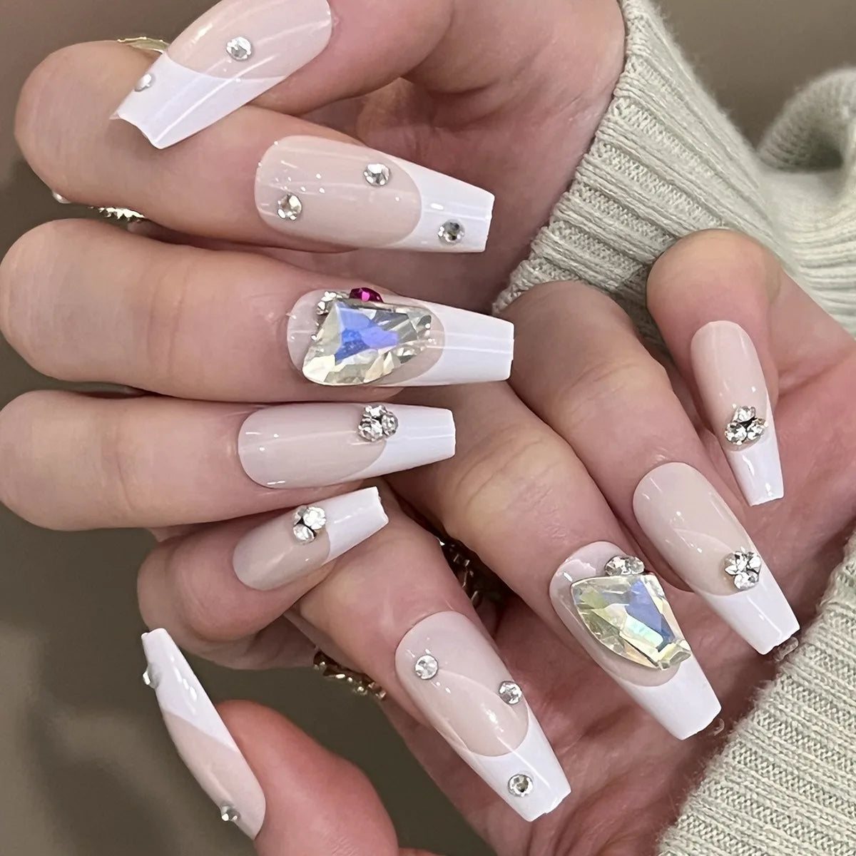 Dropshipping 24 Pcs French Style Romantic Art Acrylic Press on Nails Artificial Fingernails Candy False Nails Dating  Party 2792