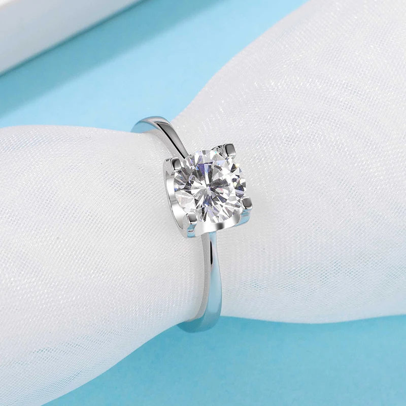 Sliver 925 High Quality 1CT Round Shape Moissanite Classic Style Eternity Rings Engagement Wedding Jewelry Ring Birthday Gift