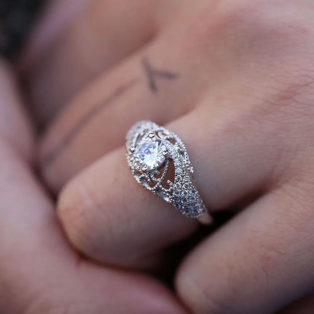 Embossed Pattern Flower Shape Precious Metal Alloy Romantic Ring for Women Fashion Finger Jewelry Gift