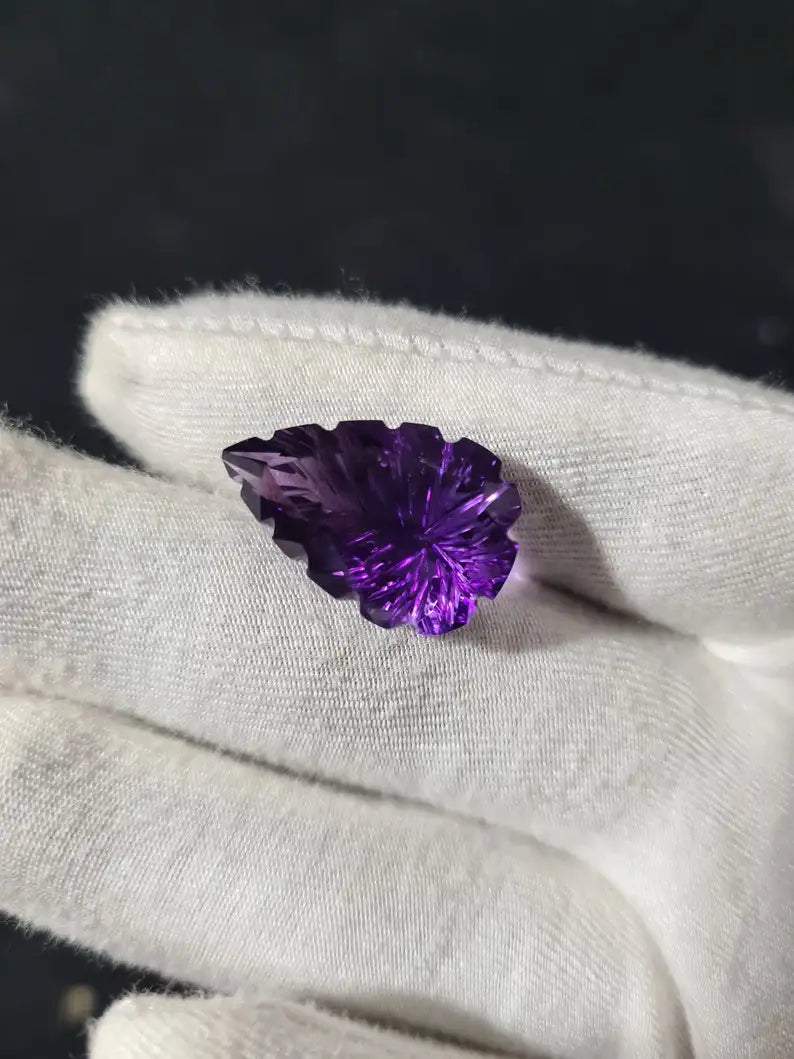 Beautiful Natural Amethyst Quartz Faceted Carved Gemstone Rwanda Mines Amethyst for Bulk Jewelry Making